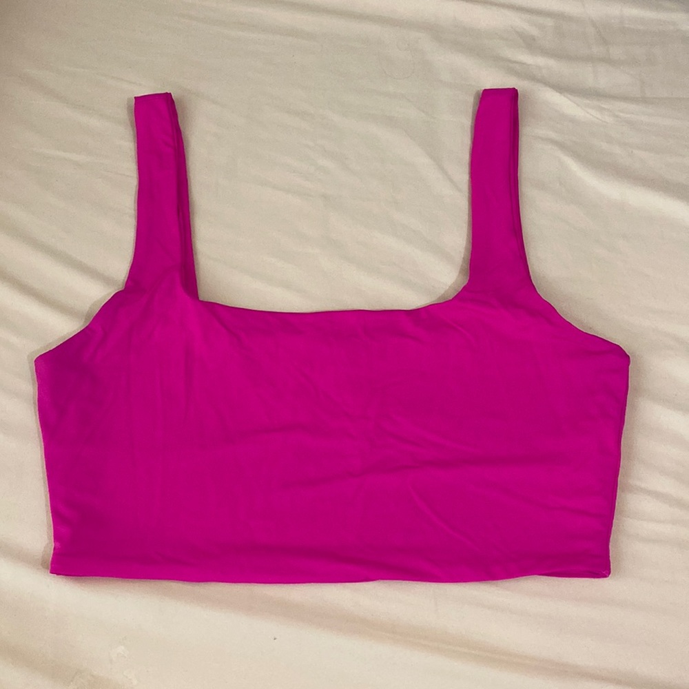 Hot Pink cropped tank💖